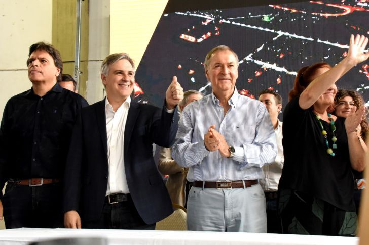 Transporte: gestiones cruzadas para extender el congelamiento de la tarifa al interior