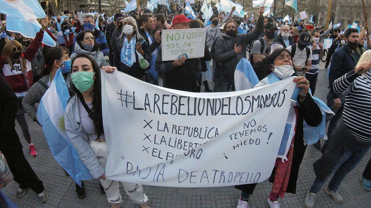 La sociedad se le fue de las manos a las autoridades
