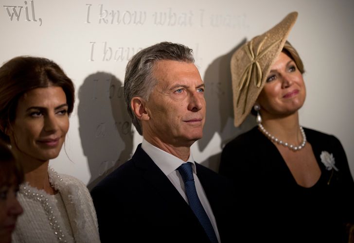 Macri comenzó su agenda oficial en Holanda junto a Máxima