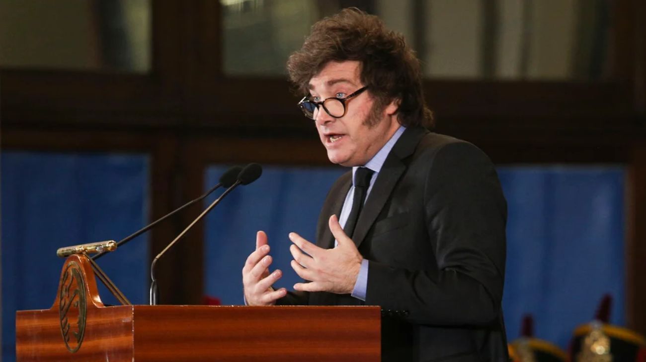 Día 572: Del "comprá campeón" a la conspiración de los mandriles