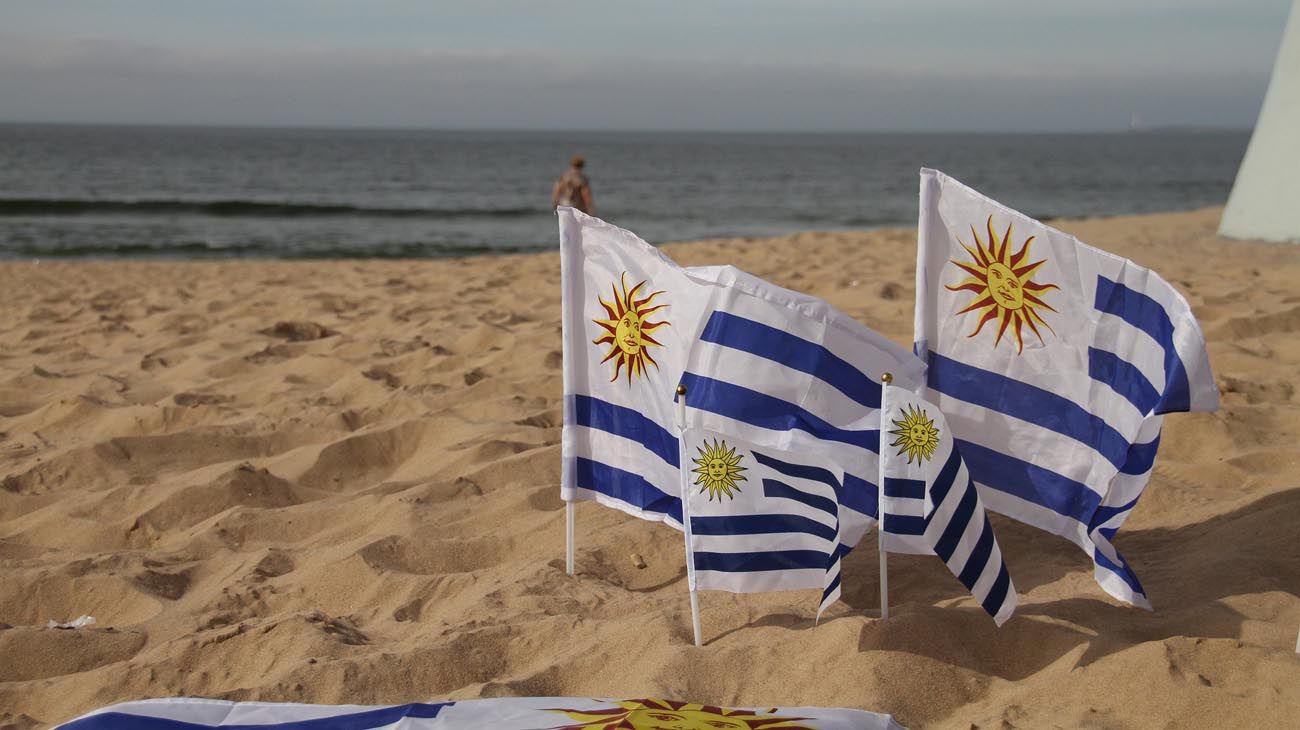 Trabajar en Uruguay: todos los requisitos para emigrar desde Argentina