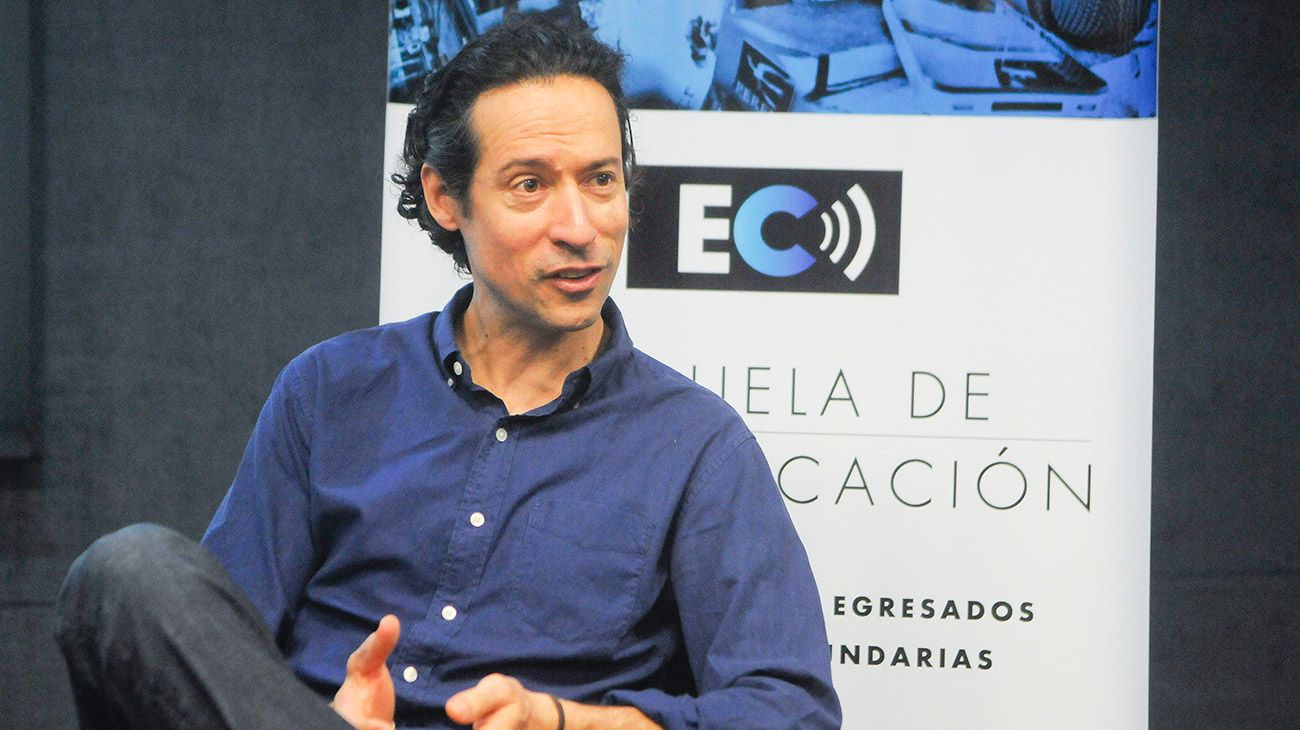 Iván Petrella: "La Iglesia confunde su rol al pararse al lado de un candidato"