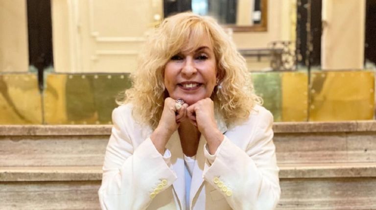 Georgina Barbarossa: "A la mañana, la gente quiere que le des una inyección de vida y esperanza"