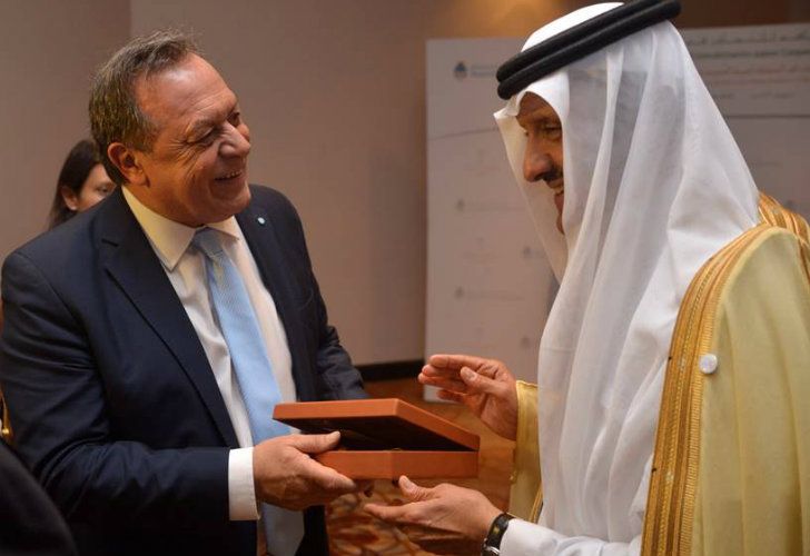 Un inédito acuerdo turístico con Arabia Saudita