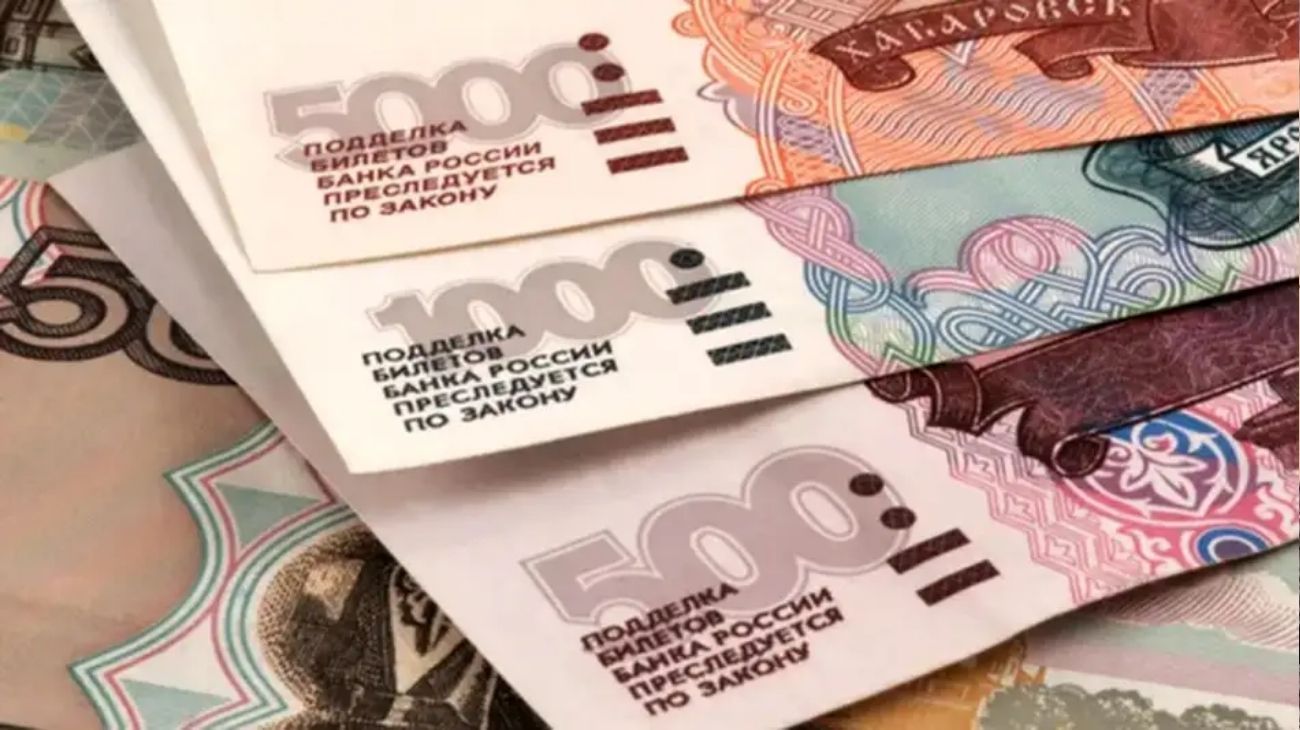 Rusia pagará en rublos su deuda extranjera con ciertos países