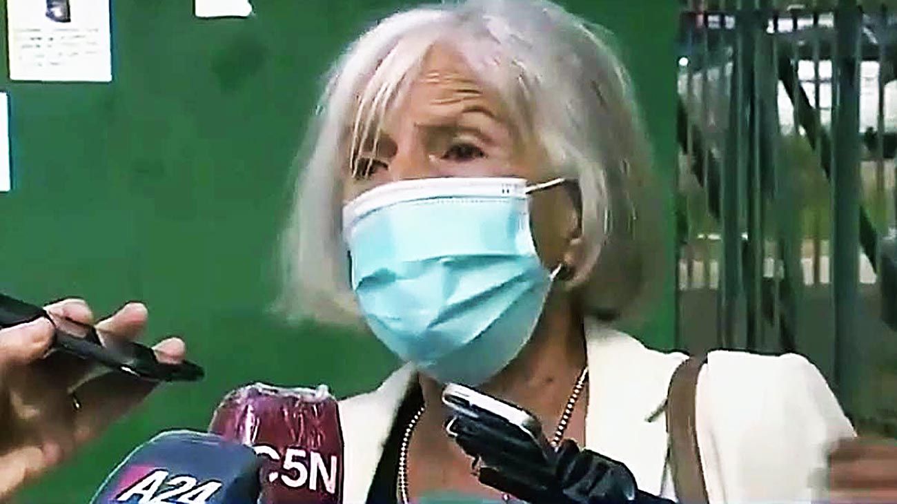 Beatriz Sarlo cuenta en PERFIL cómo se vacunó: "Eramos gente que no invocó a ministros o funcionarios"