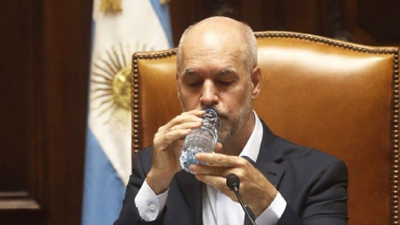 Qué es el “temblor esencial”, la condición que padece Horacio Rodríguez Larreta