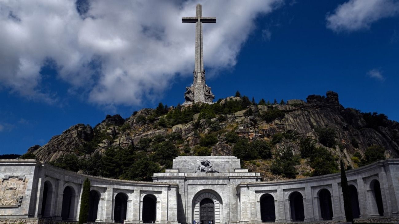 El Tribunal Supremo español aprobó la exhumación de Franco de su mausoleo
