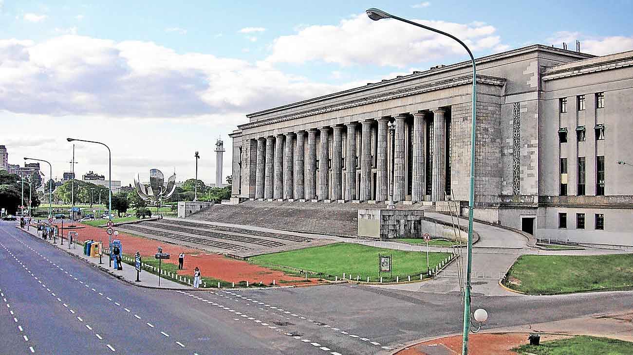Las fortalezas y debilidades de la educación superior actual