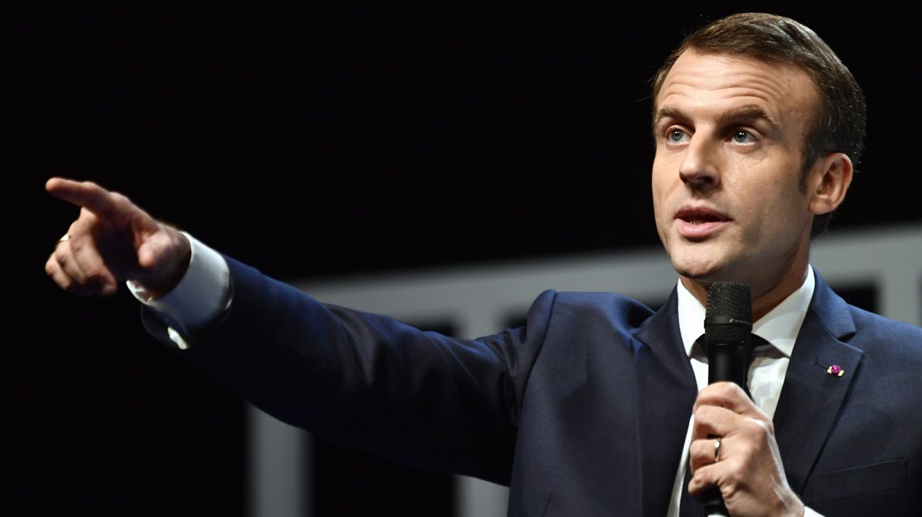 Macron suspende los aumentos tras las protestas de los chalecos amarillos