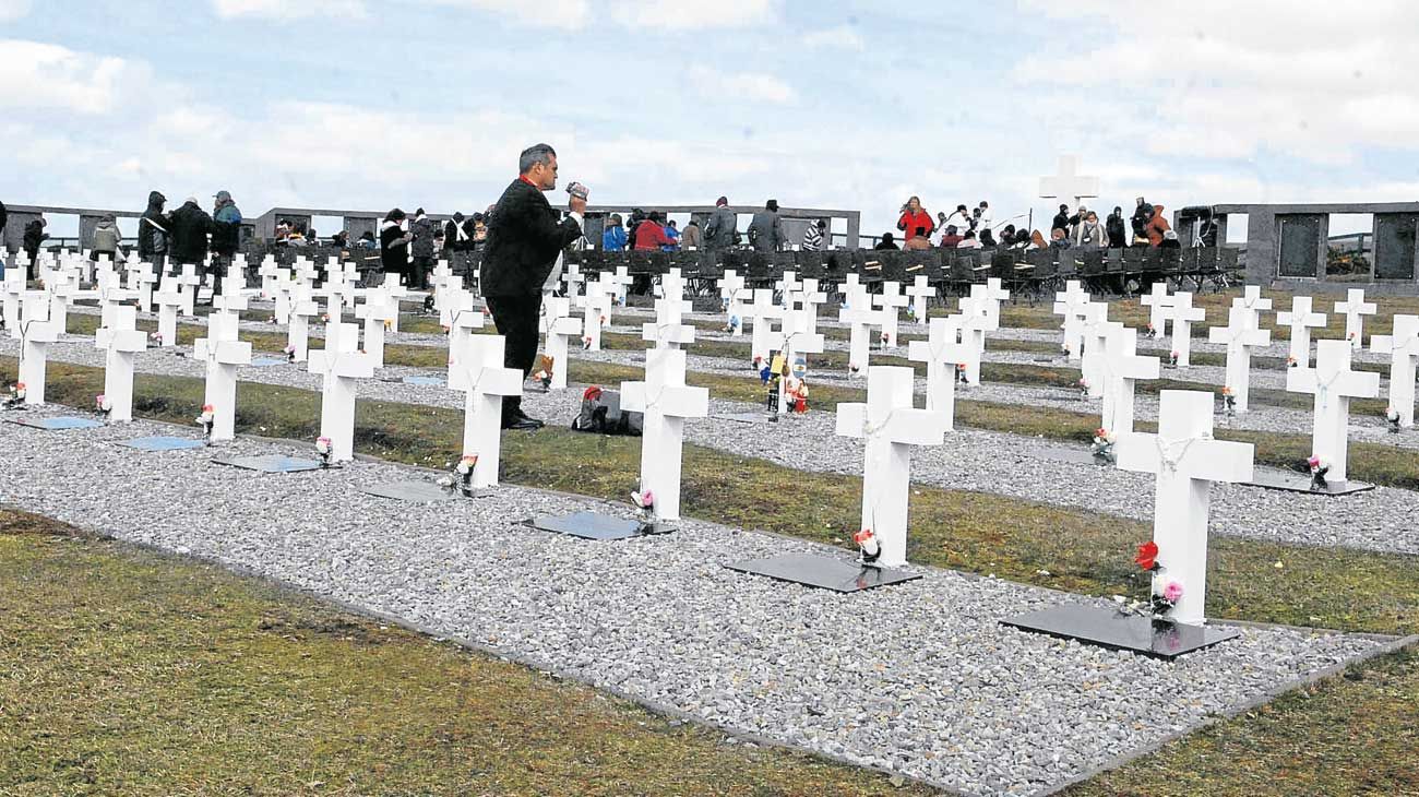 "Apelar a Malvinas puede terminar como el efecto Galtieri", advirtió Guillermo Carmona en "QR!"