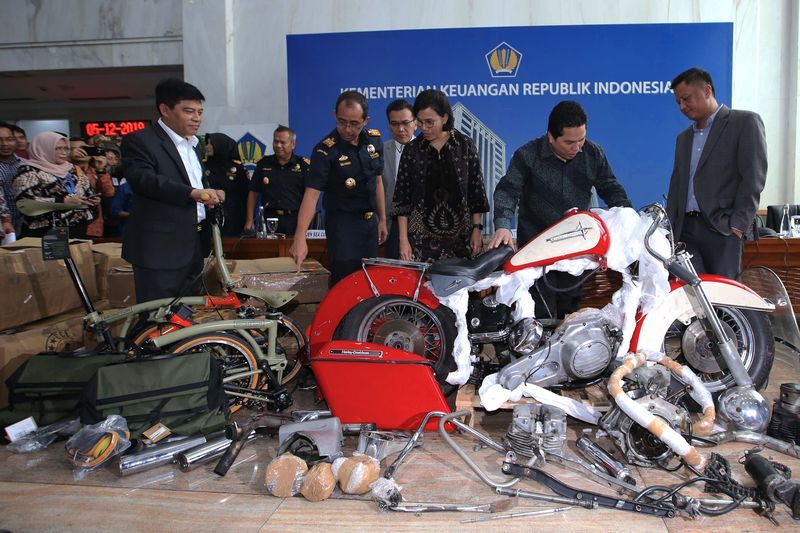 Contrabando en aerolíneas: cocaína, oro, monos y hasta una Harley