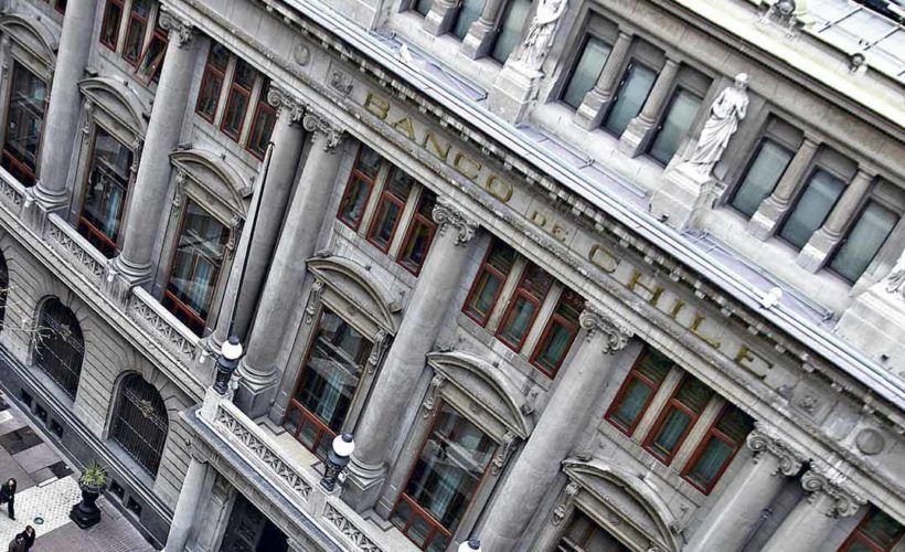Inversión en Chile aumenta pese a menor crecimiento económico