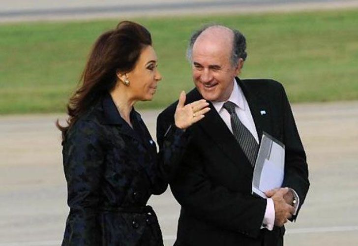 Nuevas escuchas entre Cristina y Parrilli: "Hay que apretar jueces"