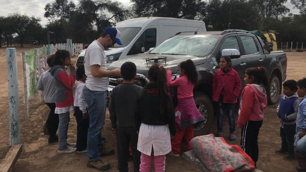La conmovedora historia de Jerónimo Chemes y su Chata Solidaria: "El Impenetrable es el límite de la civilización"