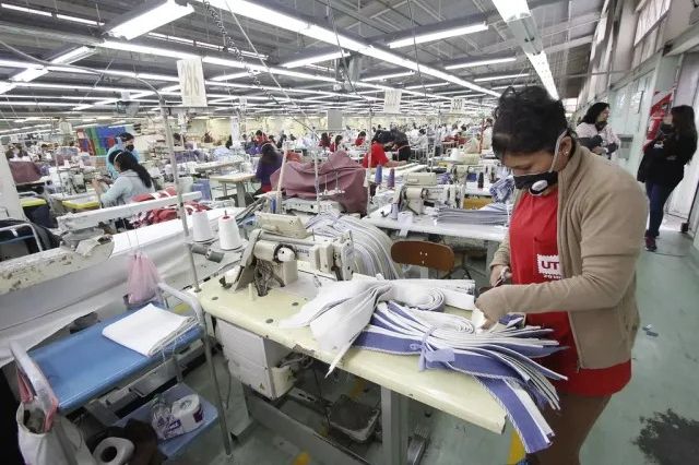Los textiles con menos ventas y con despidos