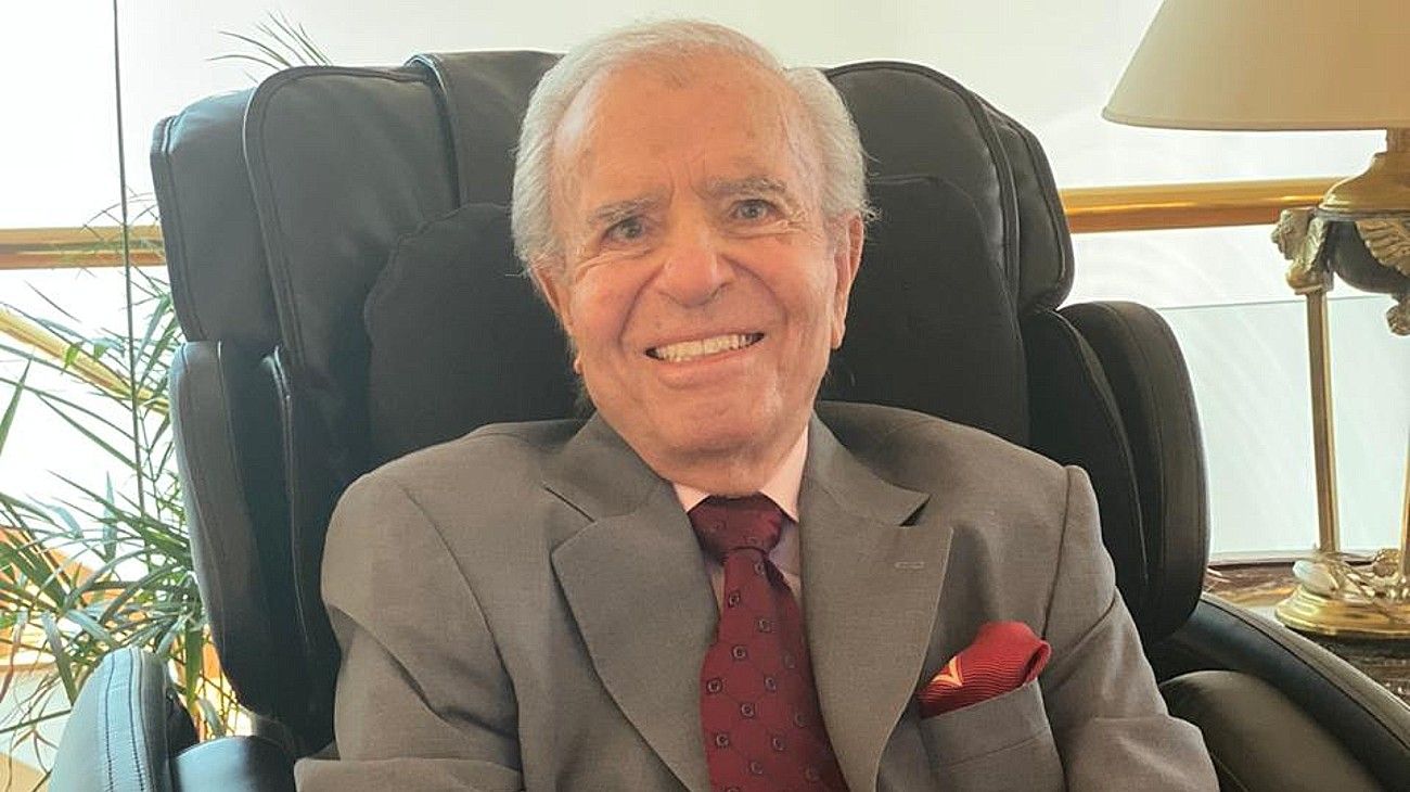 Carlos Menem sigue internado pero está "estable", según su médico personal