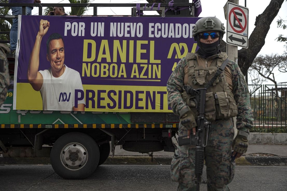 Ecuador canceló el intercambio de armas rusas con Estados Unidos