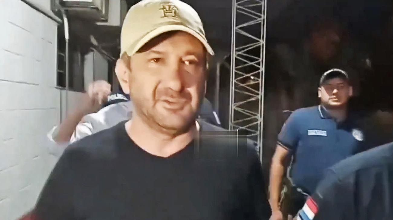 "Tendrías que irte esposado", el cruce de Eduardo Kueider con un periodista paraguayo