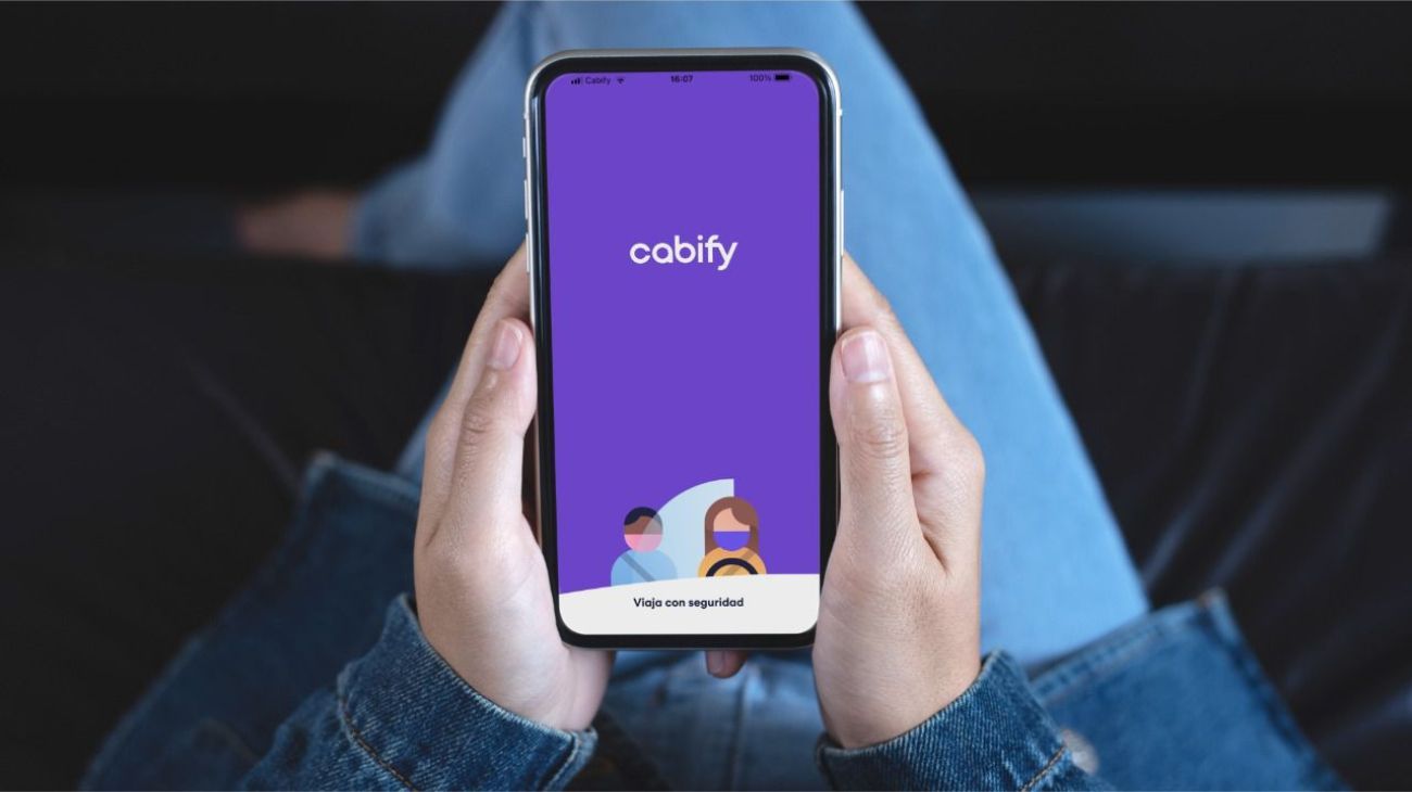 Beat traspasó sus pasajeros y conductores a Cabify