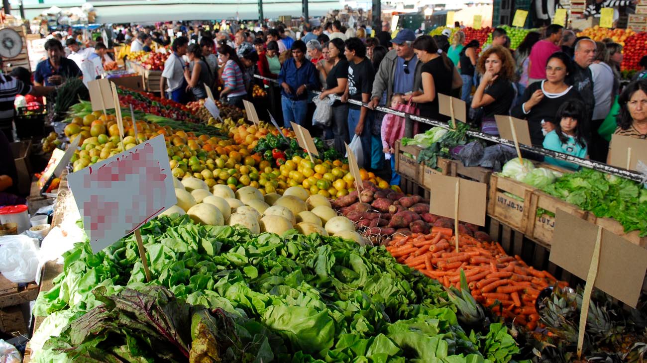 El Mercado Central avanza con la idea de descentralizar la venta de frutas y verduras
