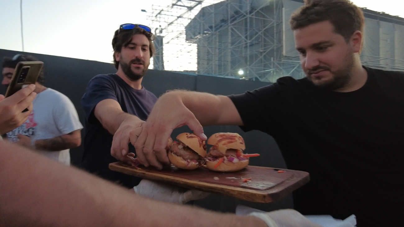 El rock y el asado fueron protagonistas en Cosquín