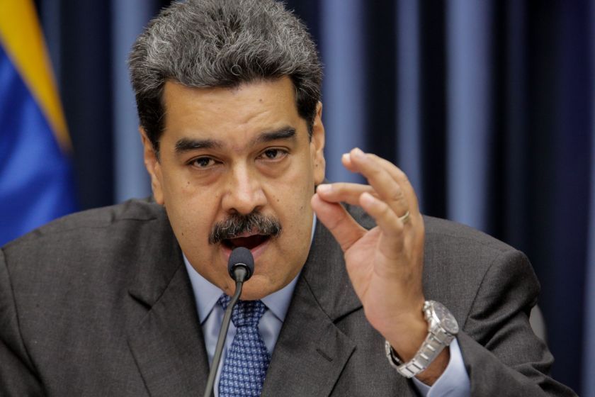 "Eres un miserable Trump, atrévete a tocarme un pelo", contestó Maduro a EE.UU.