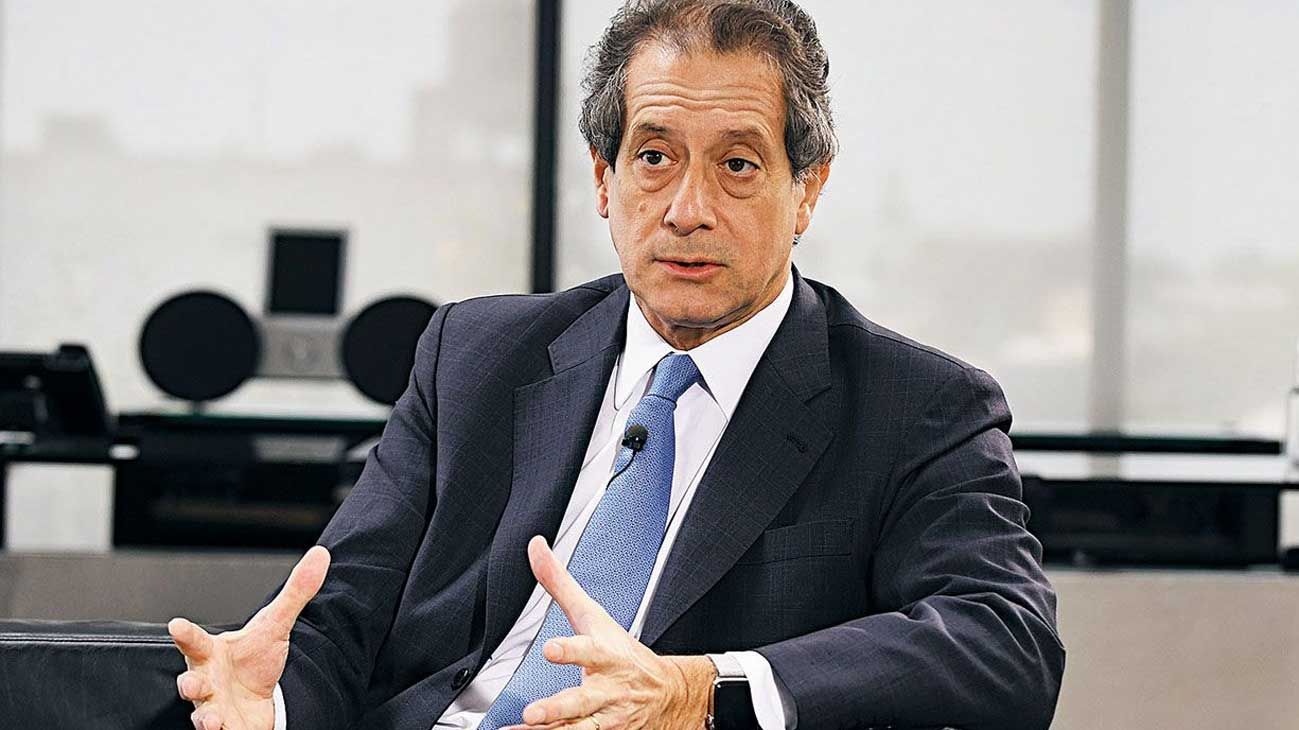 Pesce prevé menos control si hay acuerdo de deuda