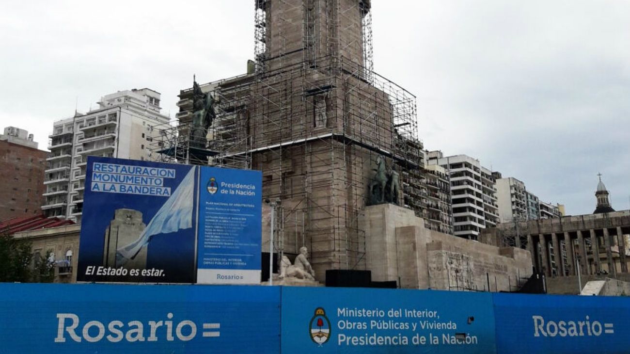 Monumento a la Bandera: las anunciadas obras por $ 150 millones quedaron en el limbo