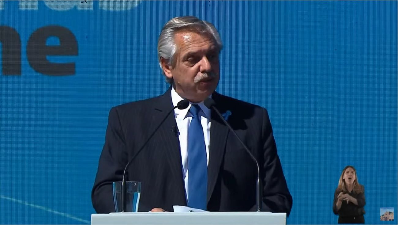 Fernández: "Que nunca más los excombatientes vuelvan a caer en el olvido"