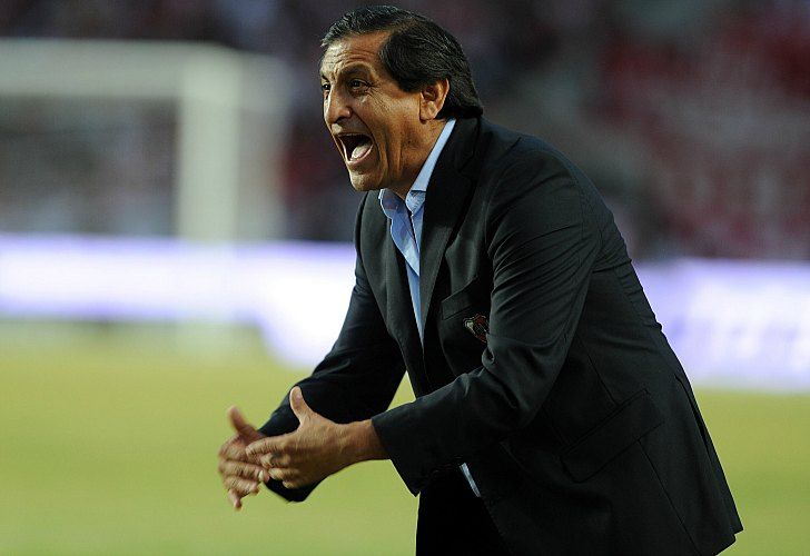 Echaron a Ramón Díaz en Arabia Saudita