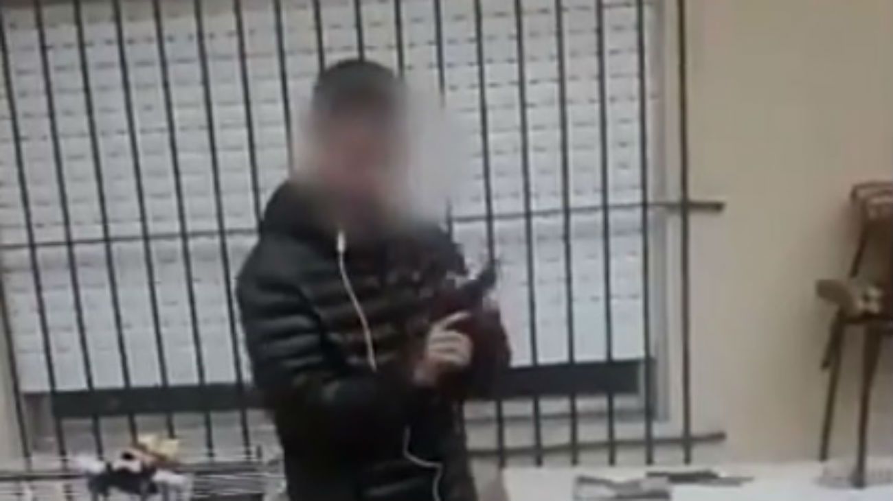 La historia detrás del video de un alumno armado en un colegio de La Tablada