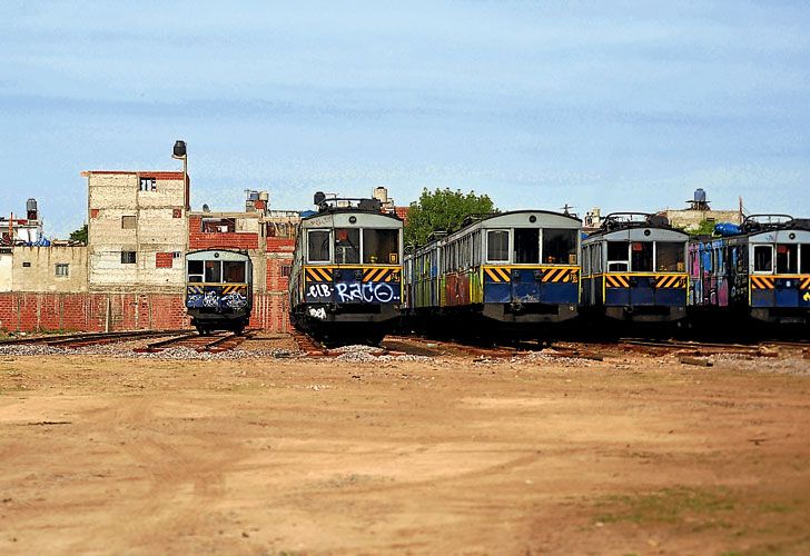 Venden piezas robadas del subte A