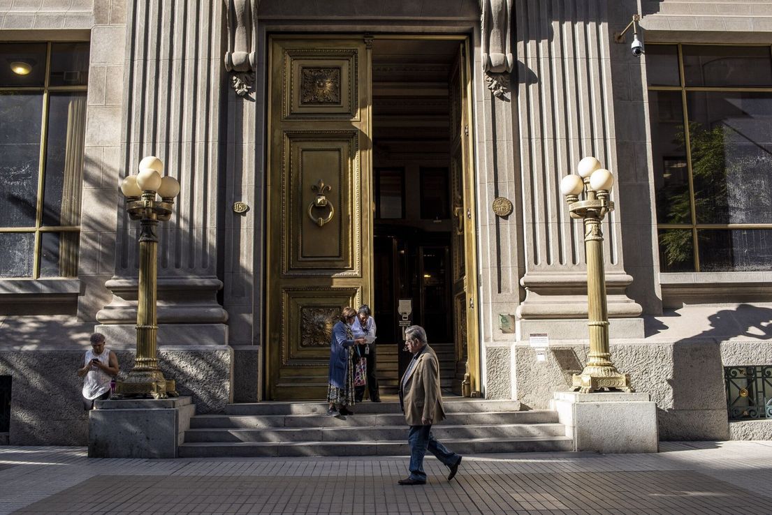 El Banco Central de Chile elevó los requisitos de capital ante la mayor incertidumbre internacional