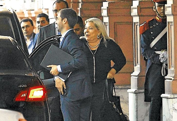Carrió sobre el dólar: “Va a bajar” y “tampoco fue una cosa dramática”