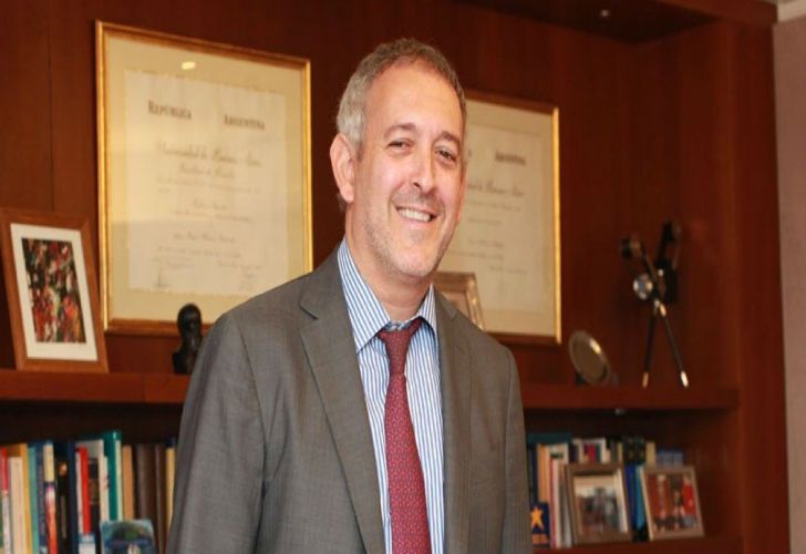 Tras el caso Nisman, el vice de la UBA y ex SIDE se tomó licencia