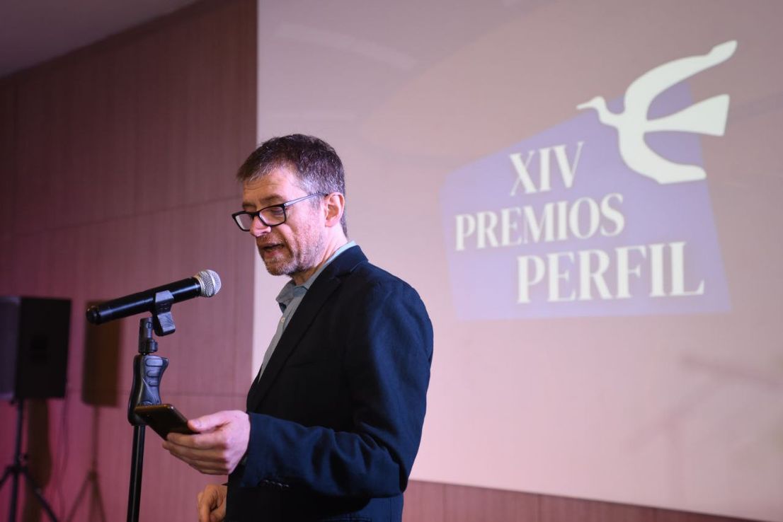 Walter Curia en la ceremonia de los Premios Perfil: "¿Qué precio estamos dispuestos a pagar por el equilibrio en la macro?"