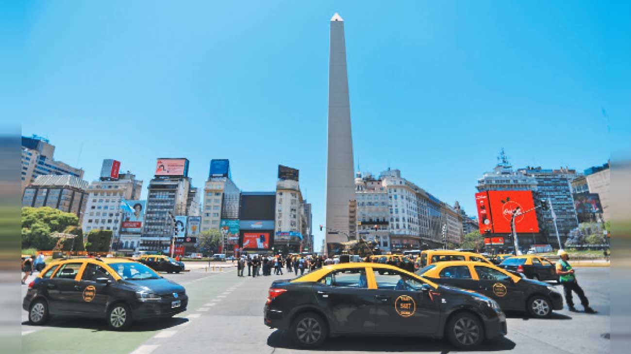 Desde este sábado los viajes en taxi serán más caros