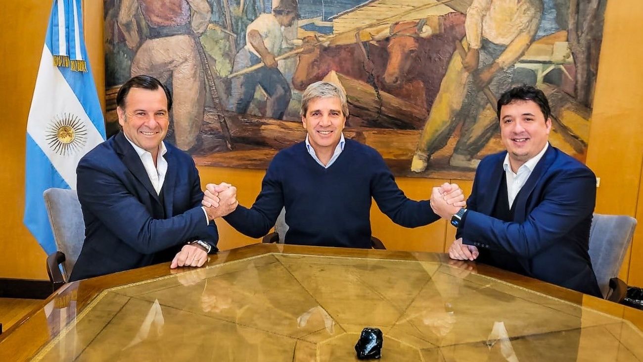Cambios en Economía: renunciaron los secretarios de Industria y Comercio y Pymes