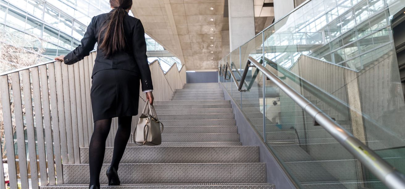 Subir escaleras reduciría el riesgo vascular