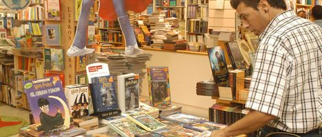 Suelta de libros en espacios públicos