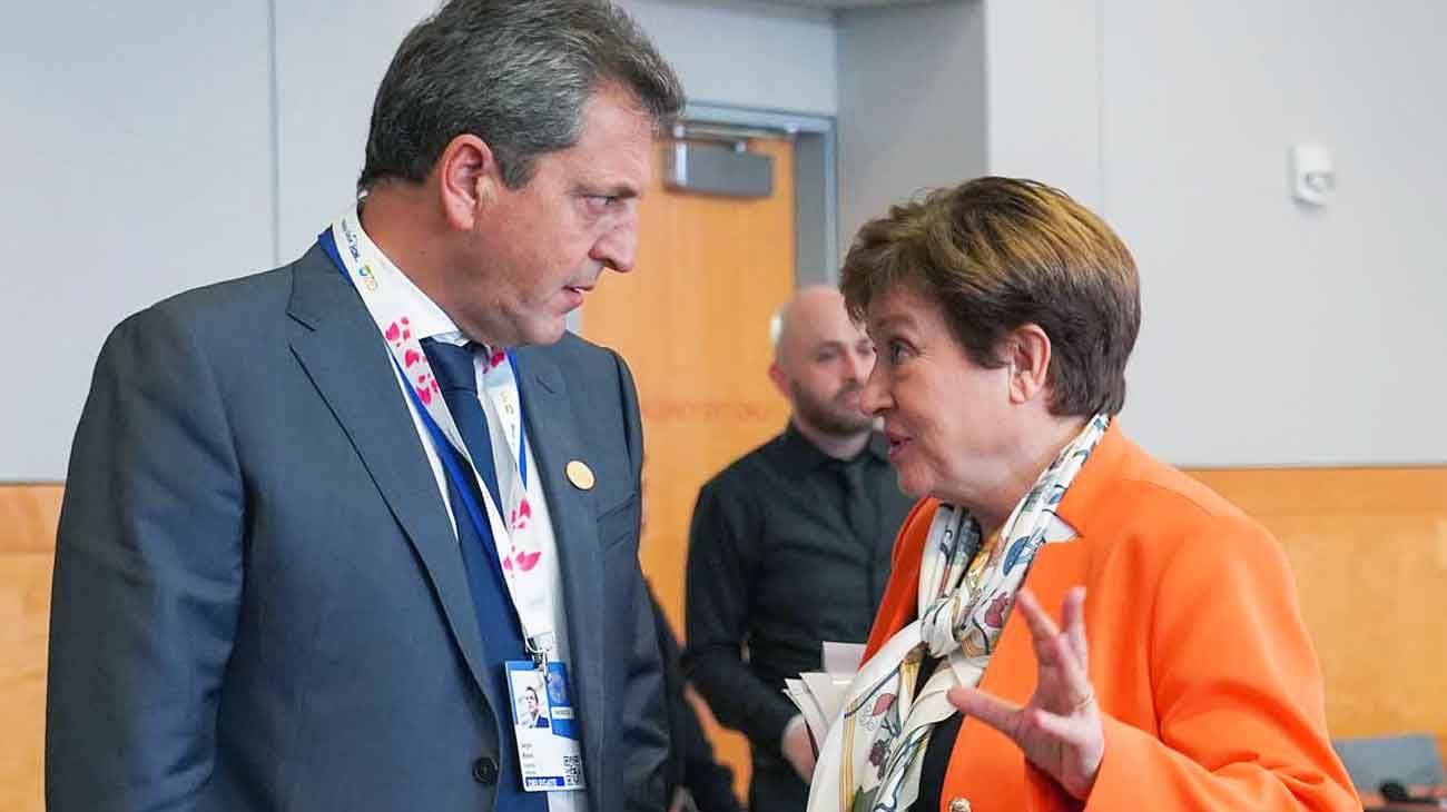 El FMI confirmó que avanza en la negociación con Argentina para modificar el programa