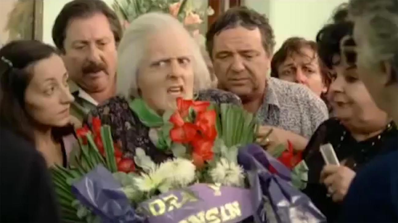 Esperando la Carroza celebra 38 años de humor nacional