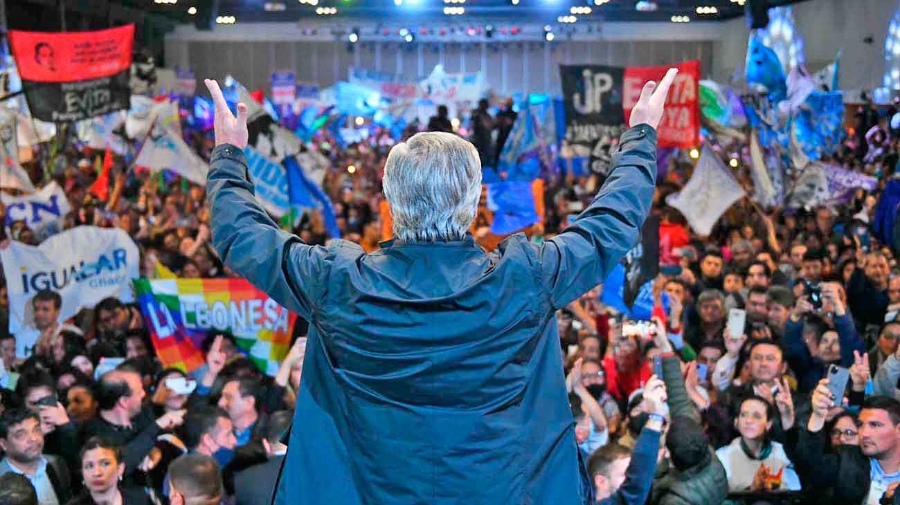 Tercer intento de relanzamiento de AF con una economía vapuleada por sus socios