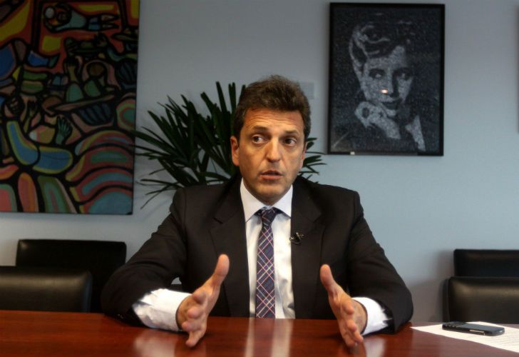 Massa expulsó a la 'candidata nazi' de su partido