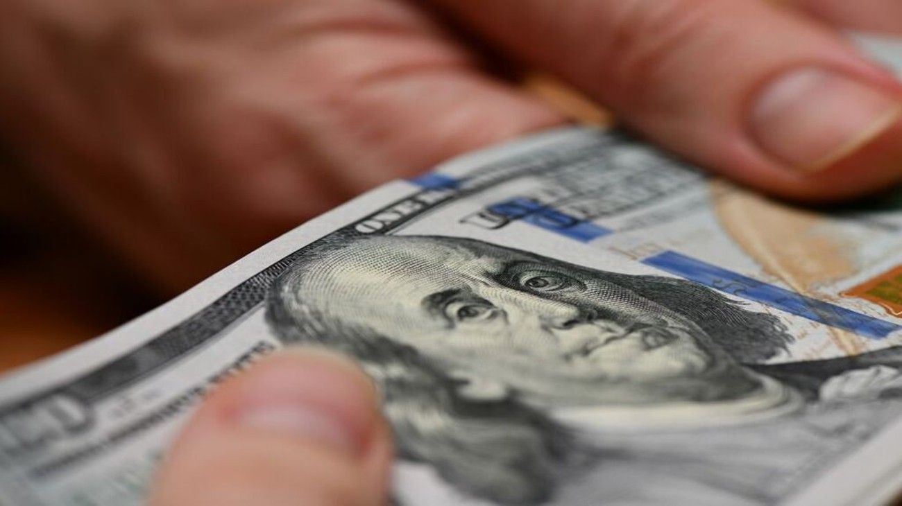 Dólar blue trucho: estos son los 6 tipos de falsificaciones que circulan en el país
