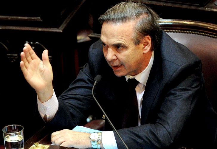 El Gobierno impulsa un proyecto de ley que Menem usaba en los '90