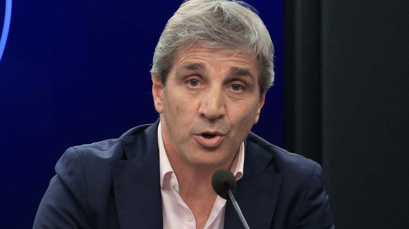 Caputo anunció el resultado de las paritarias estatales