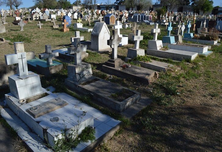 La Noche de los Cementerios y un relato de nuestra historia