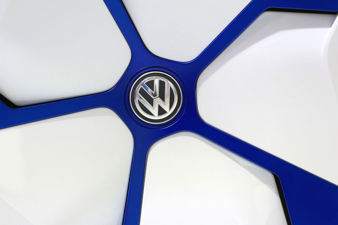 VW planearía subcompacto eléctrico para desafiar a Tesla